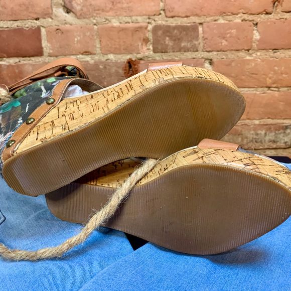 VINTAGE Redesigned Fabric Collage Wedges - Picture 12 of 12
